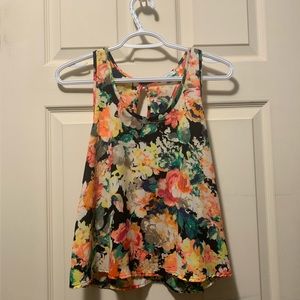 Soprano Tank Top / Sleeveless